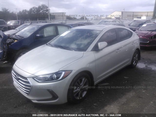 5NPD84LF2JH309538 - 2018 HYUNDAI ELANTRA SEL/VALUE/LIMITED WHITE photo 2