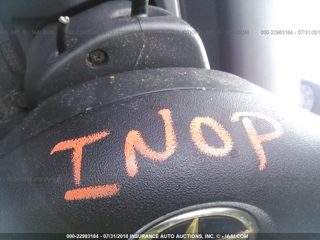 JTLKT324040163890 - 2004 TOYOTA SCION XB Silber Foto 7