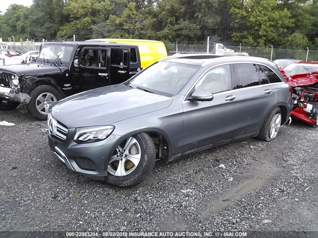 WDC0G4KB9JV032364 - 2018 MERCEDES-BENZ GLC 300 4MATIC GRAY photo 2