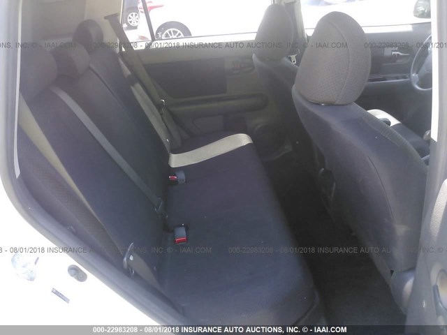 JTLZE4FE1A1107478 - 2010 TOYOTA SCION XB Weiß Foto 8