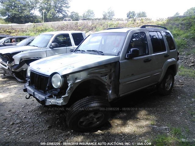 1J8GL58K92W159665 - 2002 JEEP LIBERTY LIMITED SILVER photo 2