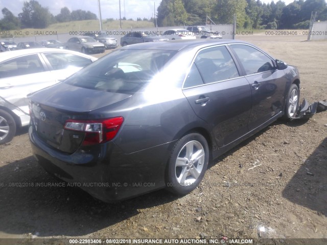 4T1BF1FK2EU420537 - 2014 TOYOTA CAMRY L/SE/LE/XLE 灰色 照片 4
