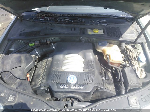 WVWRH63B23P105103 - 2003 VOLKSWAGEN PASSAT GLX GREEN photo 10