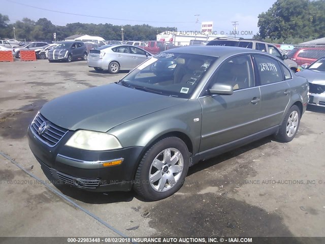 WVWRH63B23P105103 - 2003 VOLKSWAGEN PASSAT GLX GREEN photo 2