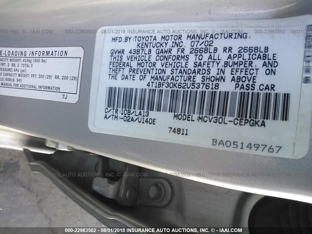 4T1BF30K62U537618 - 2002 TOYOTA CAMRY LE/XLE/SE 银色 照片 9