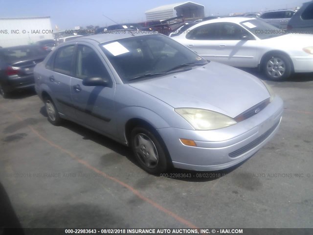 1FAFP33PX2W295579 - 2002 FORD FOCUS LX SILVER photo 1