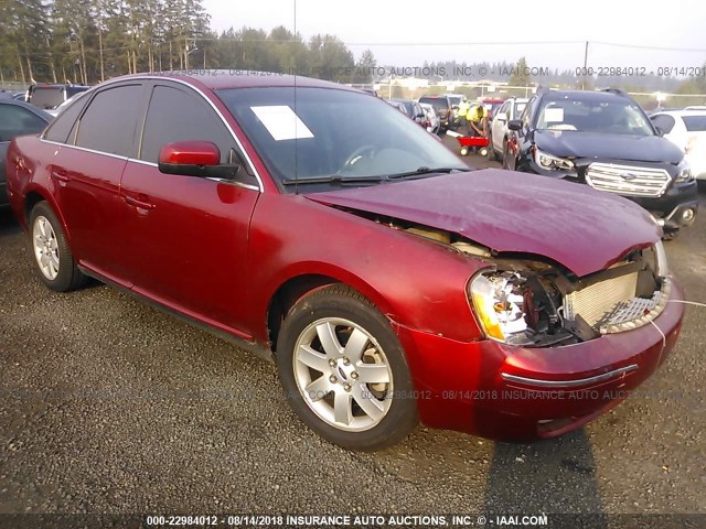 1FAFP24137G105157 - 2007 FORD FIVE HUNDRED SEL RED photo 1