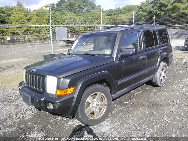 1J8HG48K96C104501 - 2006 JEEP COMMANDER GRAY photo 2