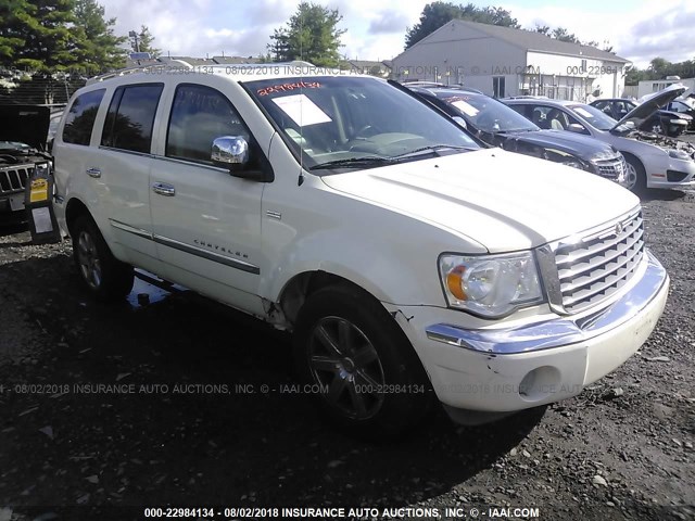 1A8HW58208F142743 - 2008 CHRYSLER ASPEN LIMITED WHITE photo 1