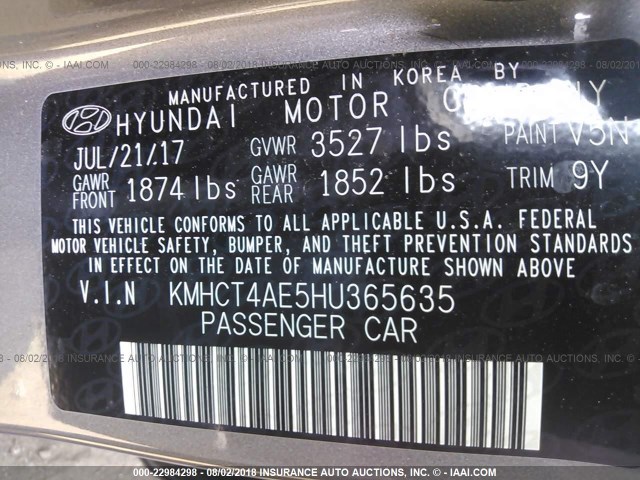 KMHCT4AE5HU365635 - 2017 HYUNDAI ACCENT SE GRAY photo 9