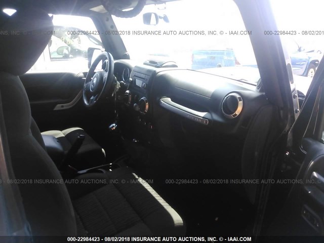 1C4AJWBG6CL168176 - 2012 JEEP WRANGLER SAHARA BLACK photo 5