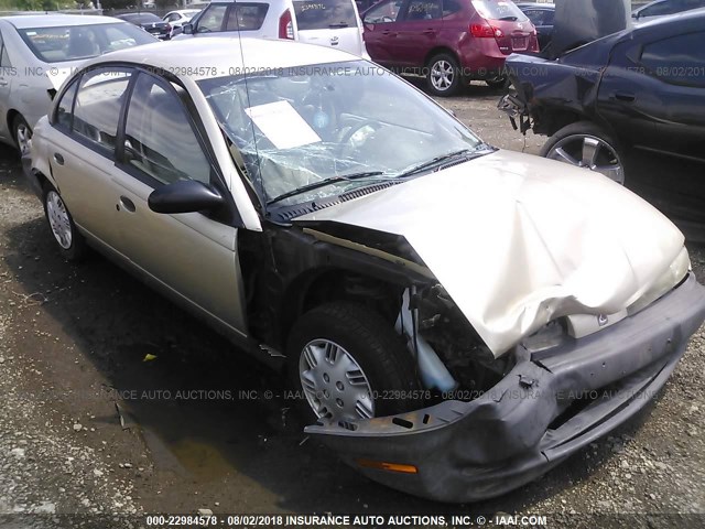 1G8ZG5280XZ201190 - 1999 SATURN SL1 GOLD photo 1