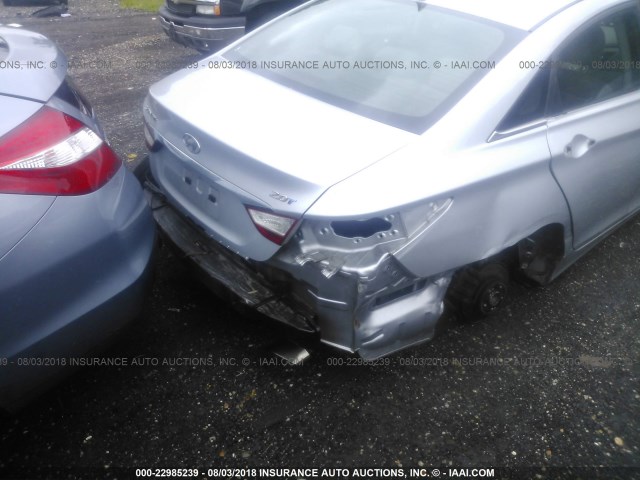 5NPEC4AB3CH354803 - 2012 HYUNDAI SONATA SE/LIMITED SILVER photo 6