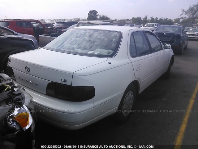 4T1BG12K1TU912508 - 1996 TOYOTA CAMRY DX/LE/XLE WHITE photo 4