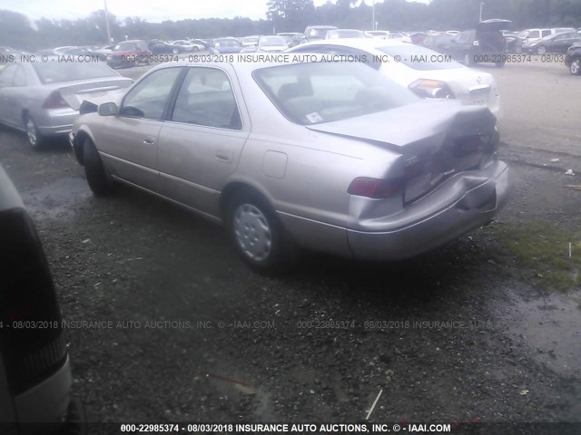 4T1BG22K0WU386415 - 1998 TOYOTA CAMRY CE/LE/XLE 金色 照片 3