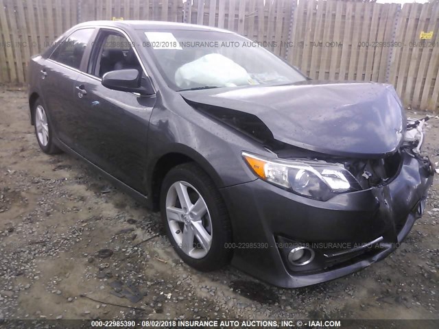 4T1BF1FK0DU227530 - 2013 TOYOTA CAMRY L/SE/LE/XLE 灰色 照片 1