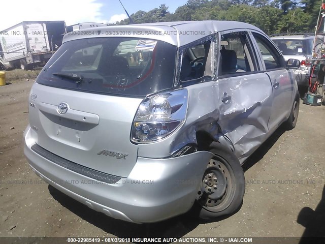 2T1LR32E26C561120 - 2006 TOYOTA COROLLA MATRIX XR SILVER photo 4