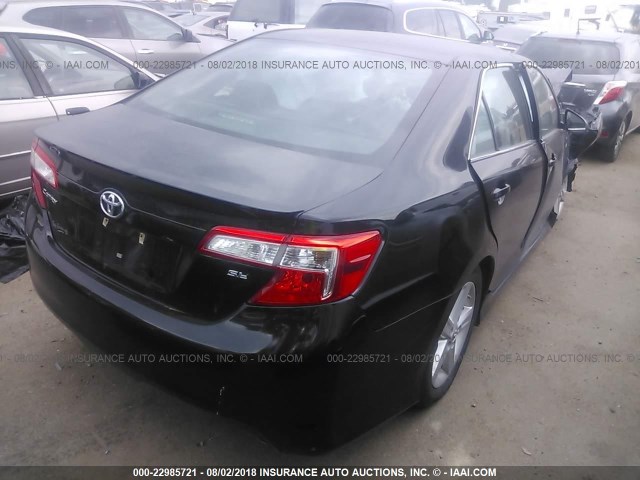 4T1BF1FK0EU812500 - 2014 TOYOTA CAMRY L/SE/LE/XLE Qara foto 4