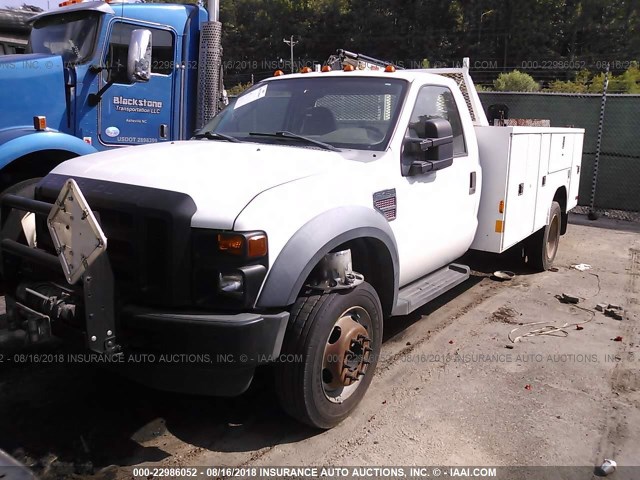 1FDXF46R18EE58876 - 2008 FORD F450 SUPER DUTY WHITE photo 2