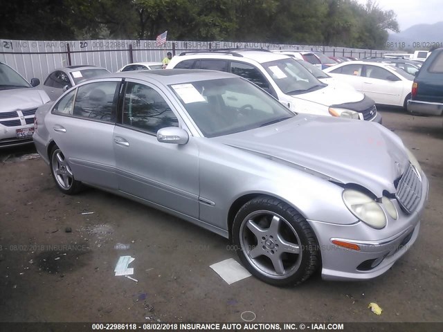 WDBUF70J05A641084 - 2005 MERCEDES-BENZ E 500 SILVER photo 1