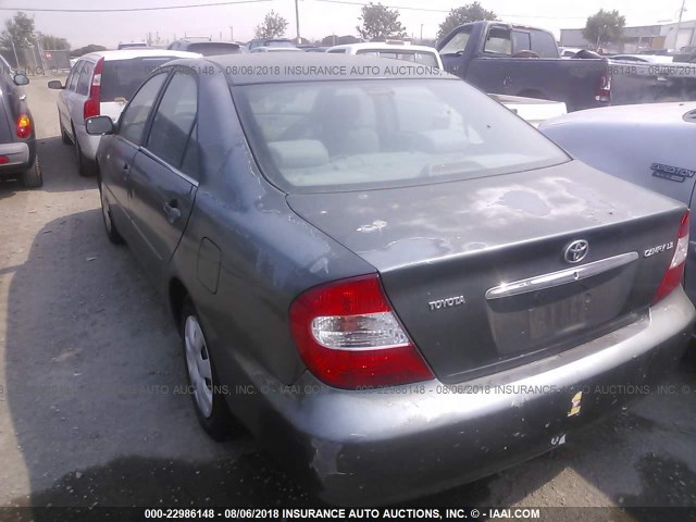 JTDBE32K820058662 - 2002 TOYOTA CAMRY LE/XLE/SE Yaşıl foto 3