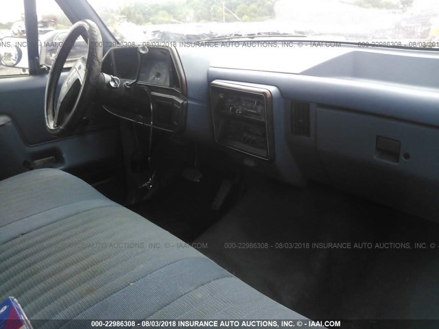 2FTDF15N4JCA90676 - 1988 FORD F150 BLUE photo 5