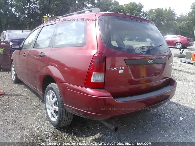 1FAFP36N65W179746 - 2005 FORD FOCUS ZXW RED photo 3