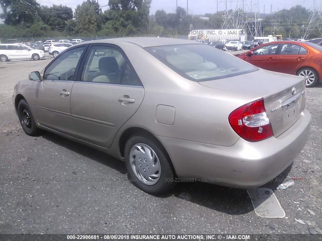 4T1BE32K22U030831 - 2002 TOYOTA CAMRY LE/XLE/SE Qızıl foto 3