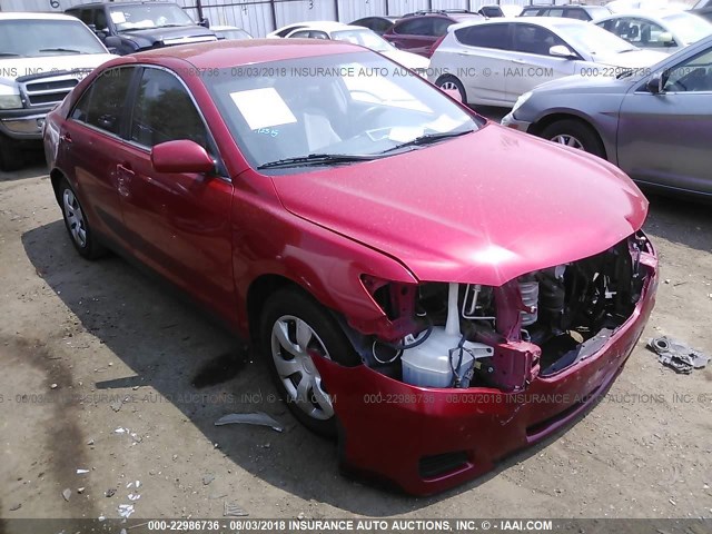 4T1BF3EK5BU702471 - 2011 TOYOTA CAMRY SE/LE/XLE წითელი ფოტო 1