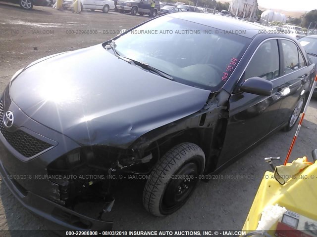 4T1BK46K57U514122 - 2007 TOYOTA CAMRY NEW GENERAT LE/XLE/SE GRAY photo 2