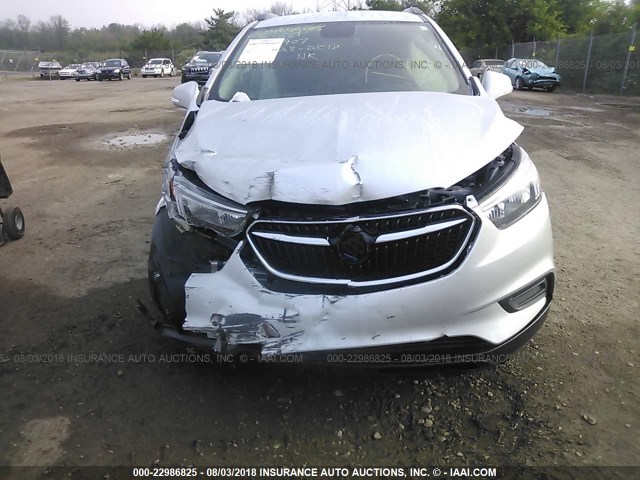 KL4CJASB0HB084815 - 2017 BUICK ENCORE PREFERRED Silber Foto 6