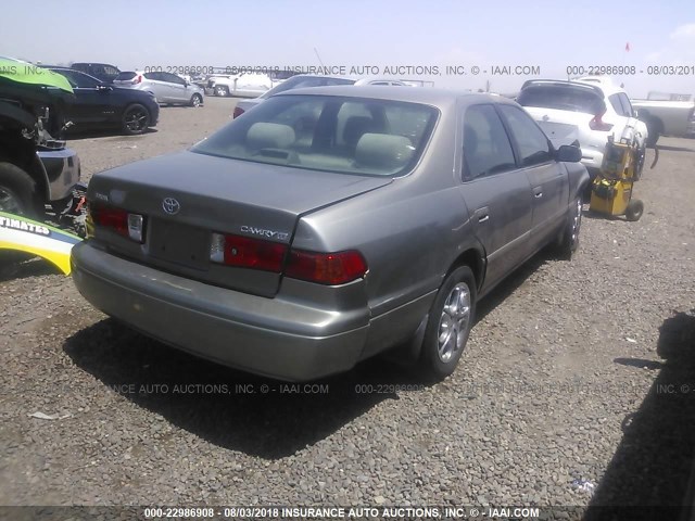 4T1BG22K4YU687188 - 2000 TOYOTA CAMRY CE/LE/XLE 灰色 照片 4
