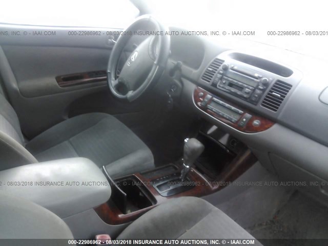 4T1BE30K55U400113 - 2005 TOYOTA CAMRY LE/XLE/SE Mavi foto 5