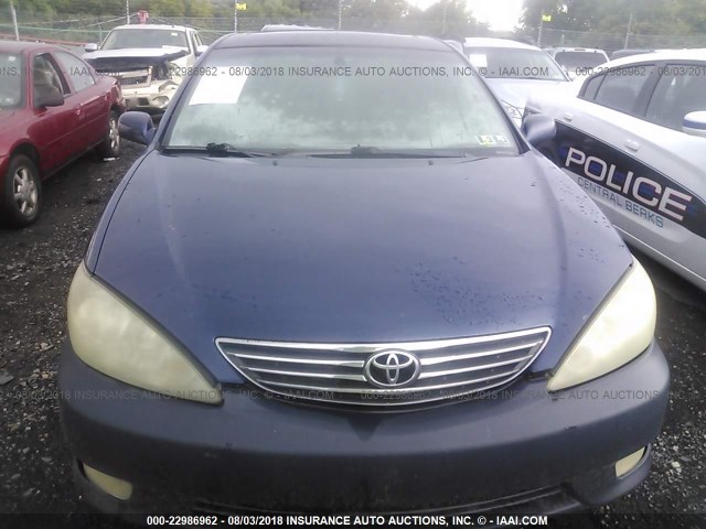 4T1BE30K55U400113 - 2005 TOYOTA CAMRY LE/XLE/SE Mavi foto 6