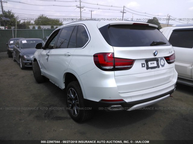 5UXKR0C53J0Y04041 - 2018 BMW X5 XDRIVE35I WHITE photo 3