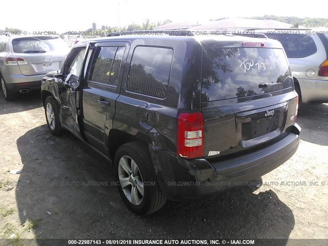 1C4NJPFA0GD811649 - 2016 JEEP PATRIOT LATITUDE BLACK photo 3