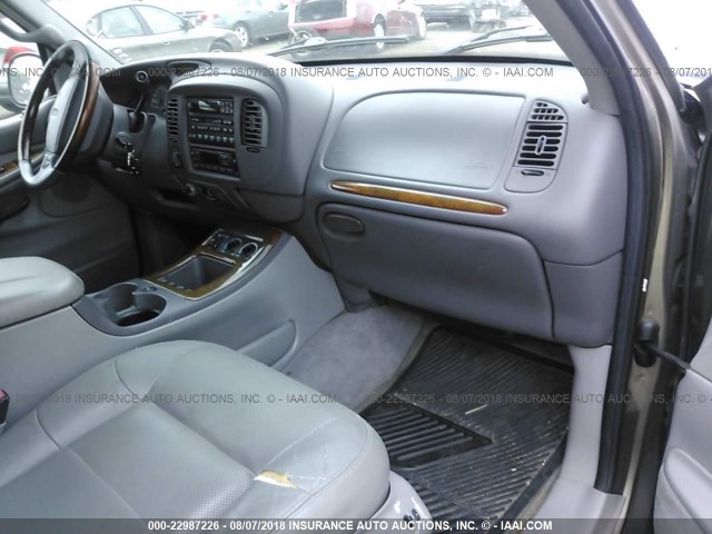 5LMFU28R21LJ31985 - 2001 LINCOLN NAVIGATOR 棕色 照片 5