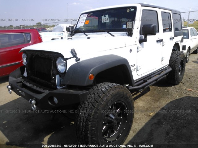 1C4BJWDG8GL343261 - 2016 JEEP WRANGLER UNLIMITE SPORT WHITE photo 2