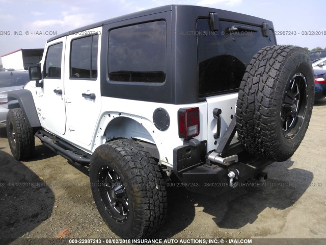 1C4BJWDG8GL343261 - 2016 JEEP WRANGLER UNLIMITE SPORT WHITE photo 3