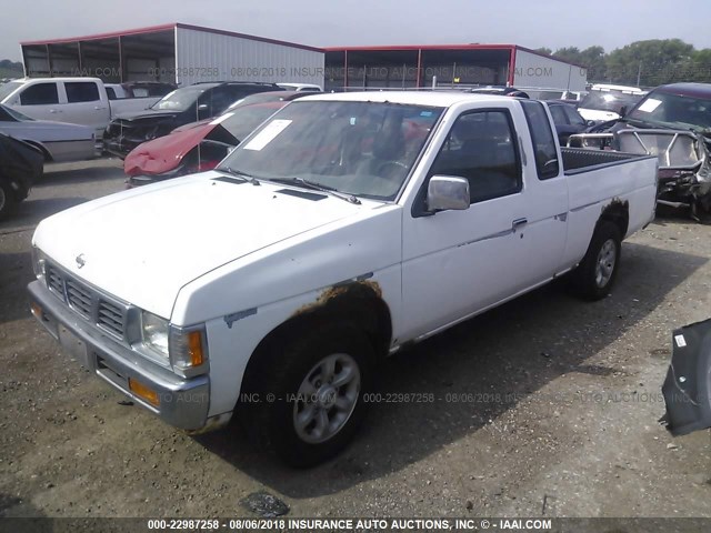 1N6SD16S1TC359577 - 1996 NISSAN TRUCK KING CAB SE/KING CAB XE WHITE photo 2