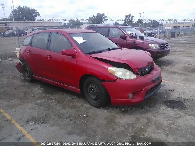 2T1KR32E55C456565 - 2005 TOYOTA COROLLA MATRIX XR RED photo 1