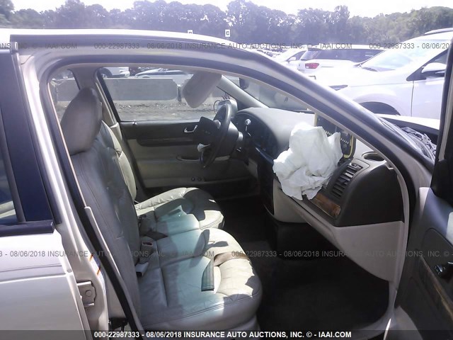 1LNHM97V4YY892727 - 2000 LINCOLN CONTINENTAL  棕色 照片 5