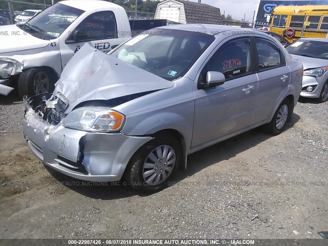 KL1TD5DE8BB129963 - 2011 CHEVROLET AVEO LS/LT 银色 照片 2