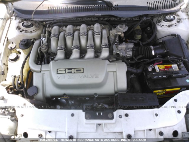 1FAFP54N1WA211497 - 1998 FORD TAURUS SHO WHITE photo 10