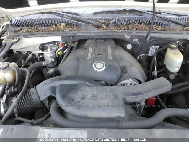 1GYEK63N12R180382 - 2002 CADILLAC ESCALADE LUXURY 奶油色 照片 10