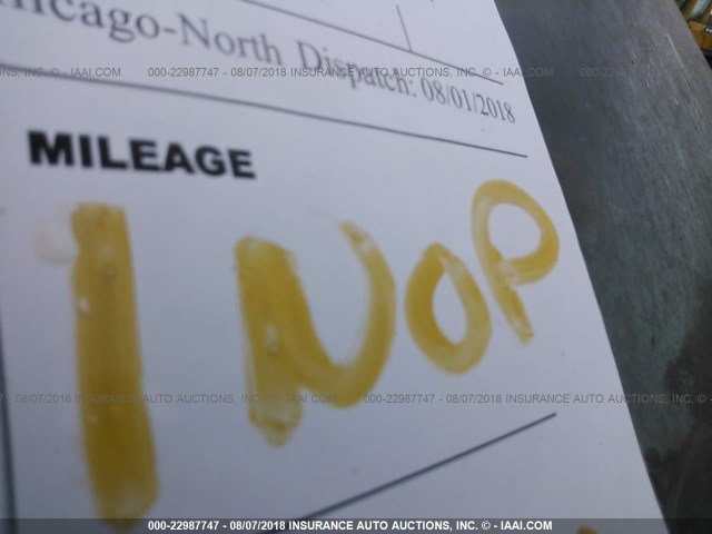 1GYEK63N12R180382 - 2002 CADILLAC ESCALADE LUXURY 奶油色 照片 7