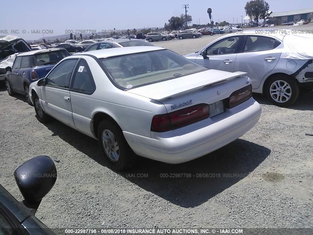 1FALP62W2VH162577 - 1997 FORD THUNDERBIRD LX WHITE photo 3