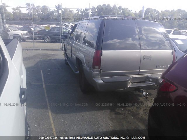 1GYEK63R4YR227268 - 2000 CADILLAC ESCALADE LUXURY ოქროსფერი ფოტო 3