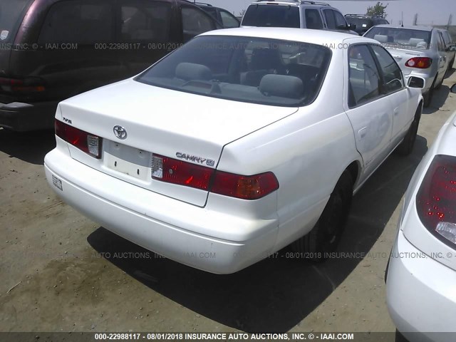 JT2BG22K4Y0428382 - 2000 TOYOTA CAMRY CE/LE/XLE 白色 照片 4