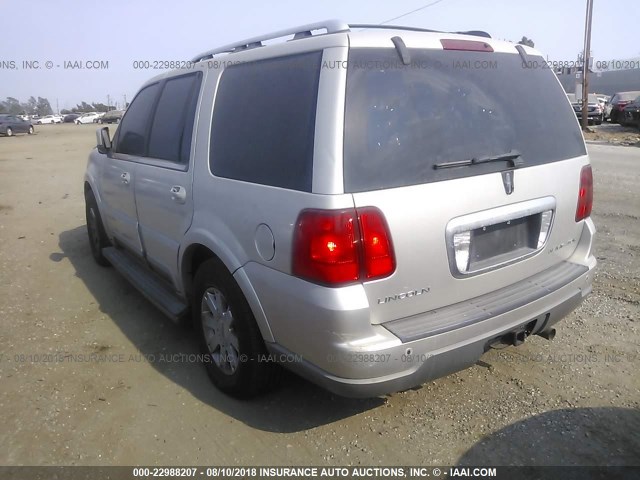 5LMFU27R13LJ37684 - 2003 LINCOLN NAVIGATOR 灰色 照片 3